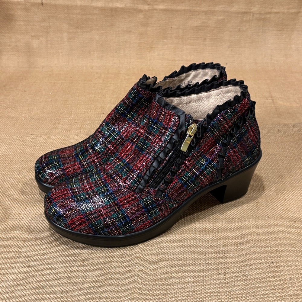 Alegria Hannah Boots Women 39 US 9 Red Green Plaid Tartan Leather Ruffle Comfort - Picture 3 of 10